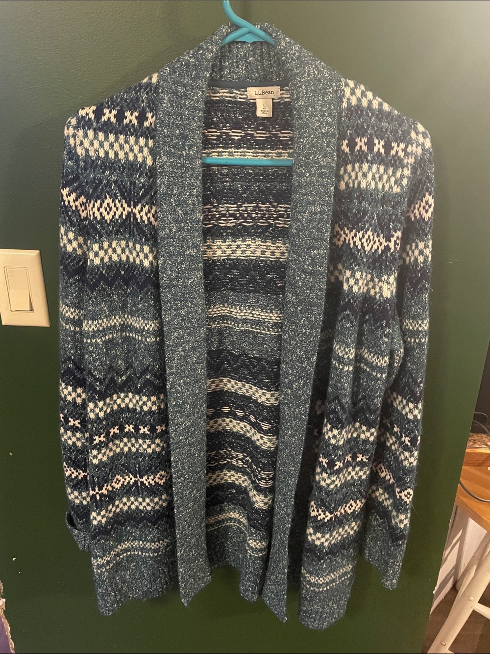L.L. Bean Blue and Cream Wrap Around Sweater Size Large